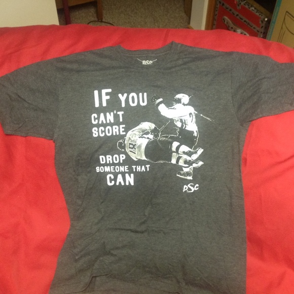 Hockey tshirt - Picture 1 of 2